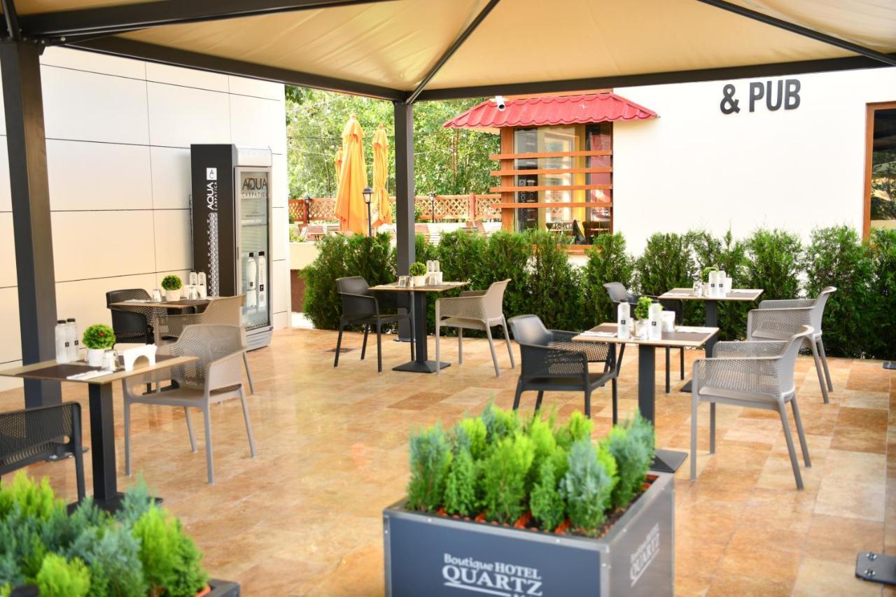 Quartz Boutique Hotel Mamaia Buitenkant foto